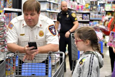 Shop with a Cop 2024